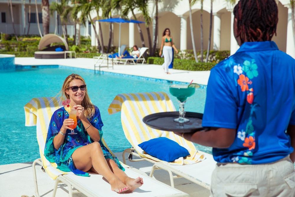 The Venetian On Grace Bay Exterior foto