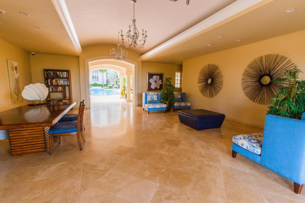 The Venetian On Grace Bay Exterior foto