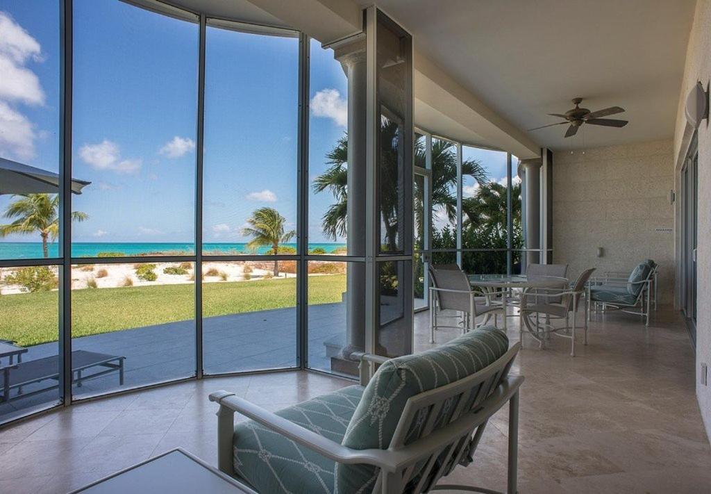 The Venetian On Grace Bay Exterior foto